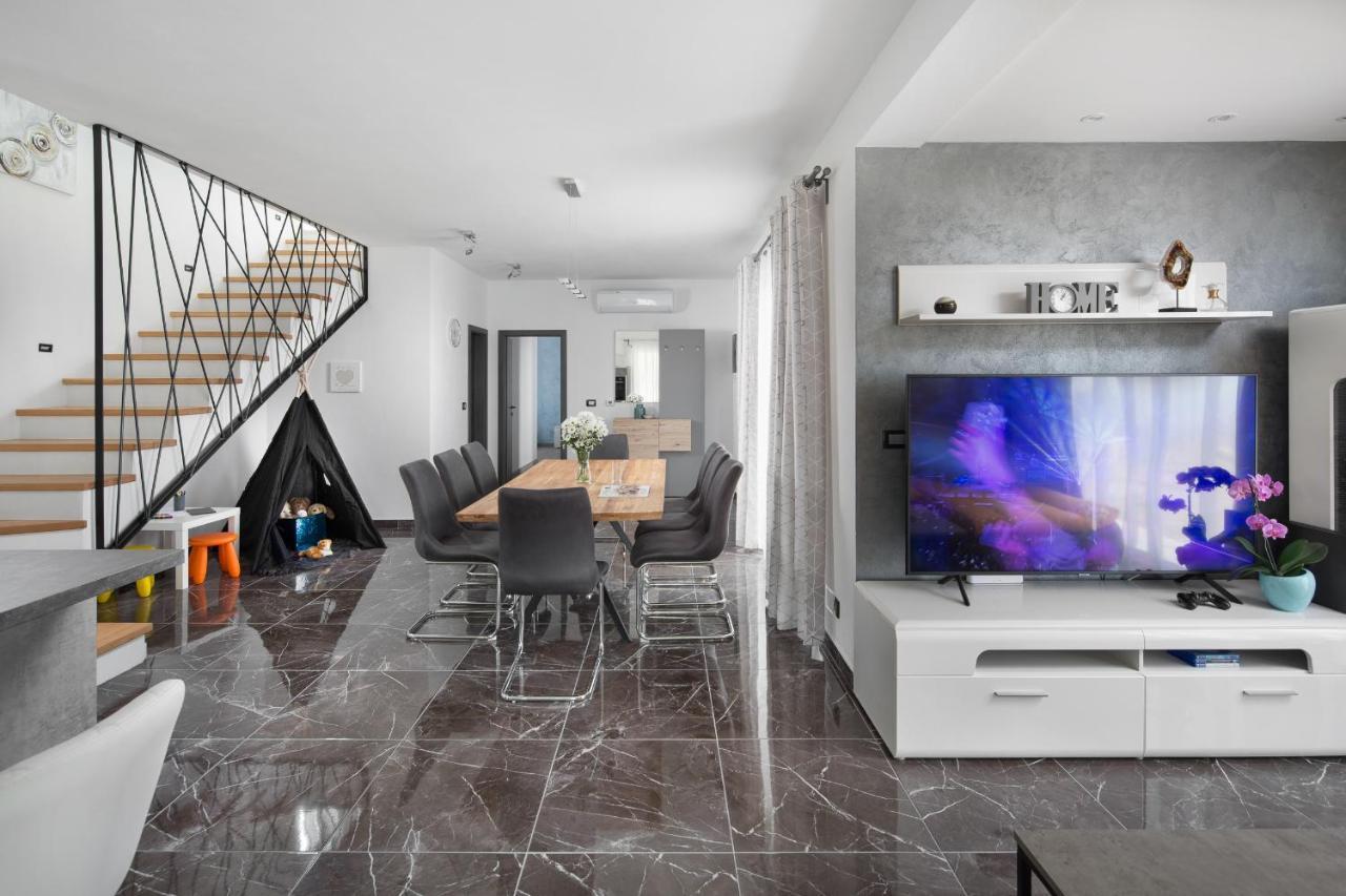 Villa Tramonto Kozljak Luaran gambar